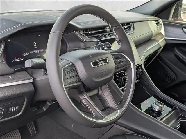2025 Jeep Grand Cherokee Limited 4x2