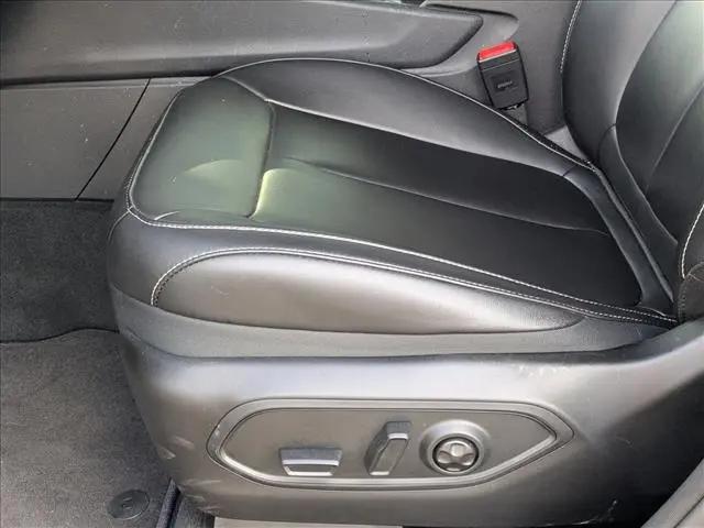 2025 Jeep Grand Cherokee Limited 4x2