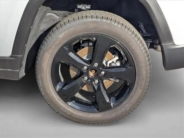 2025 Jeep Grand Cherokee Limited 4x2