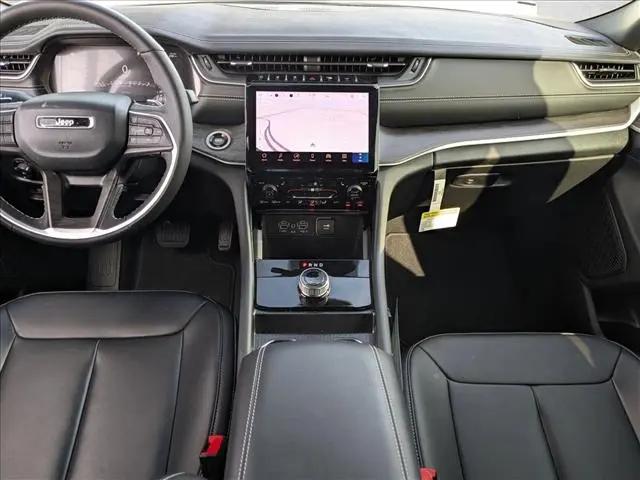 2025 Jeep Grand Cherokee Limited 4x2