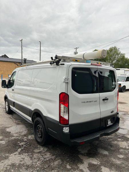 2016 Ford Transit w/60/40 Side Door w/RWB