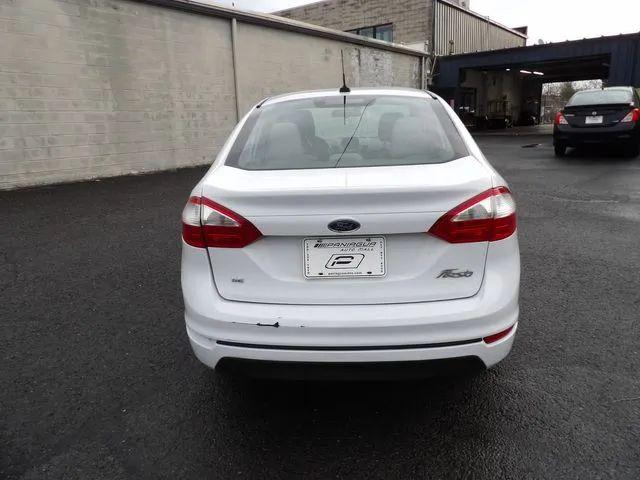 2016 Ford Fiesta SE