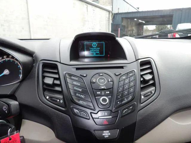 2016 Ford Fiesta SE