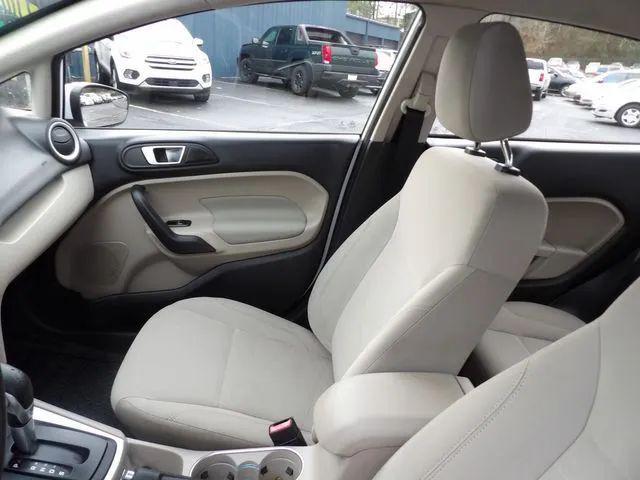 2016 Ford Fiesta SE