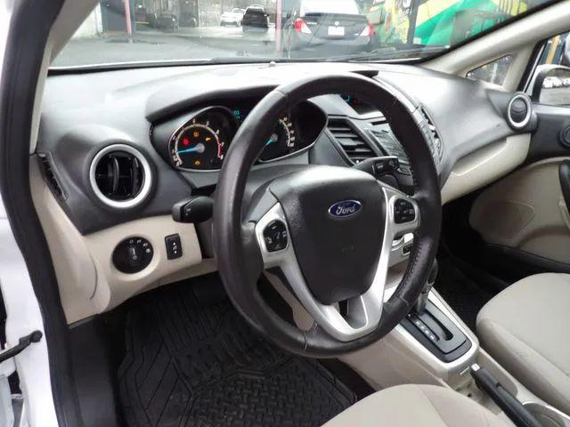 2016 Ford Fiesta SE