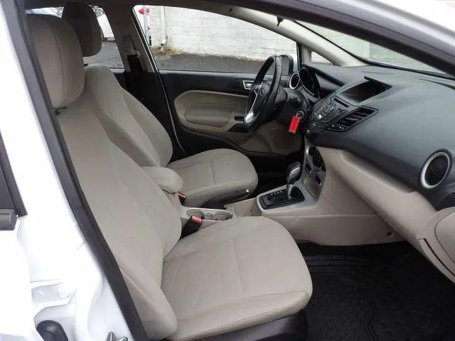 2016 Ford Fiesta SE