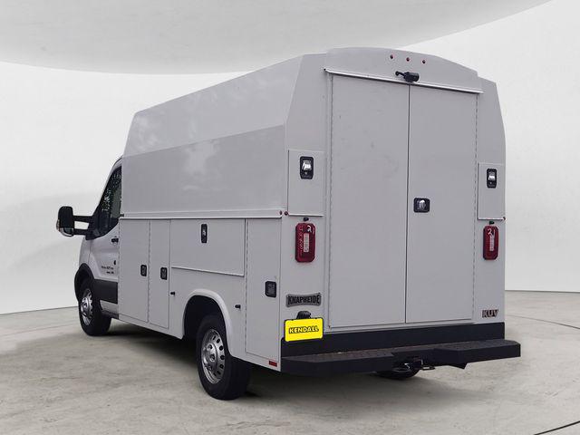 2024 Ford Transit Cutaway Base