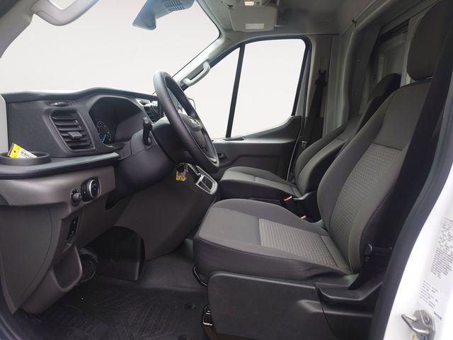2024 Ford Transit Cutaway Base