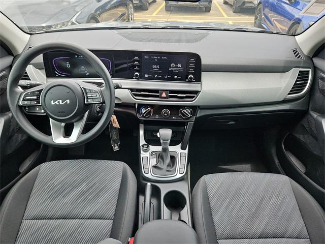 2025 Kia Seltos LX
