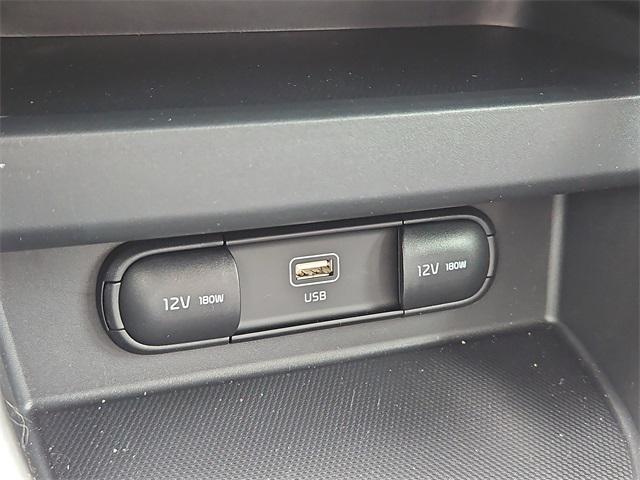 2025 Kia Seltos LX