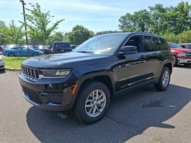 2025 Jeep Grand Cherokee Laredo X 4x4