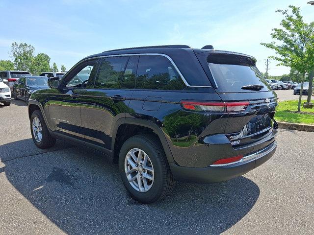 2025 Jeep Grand Cherokee Laredo X 4x4