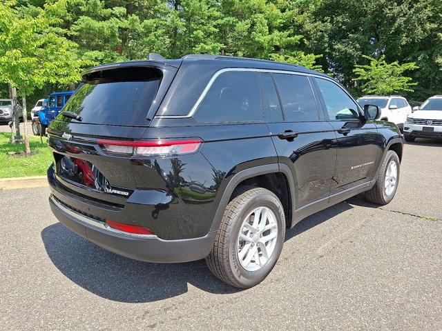 2025 Jeep Grand Cherokee Laredo X 4x4