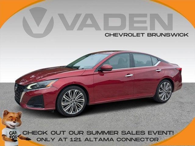 2023 Nissan Altima SL FWD