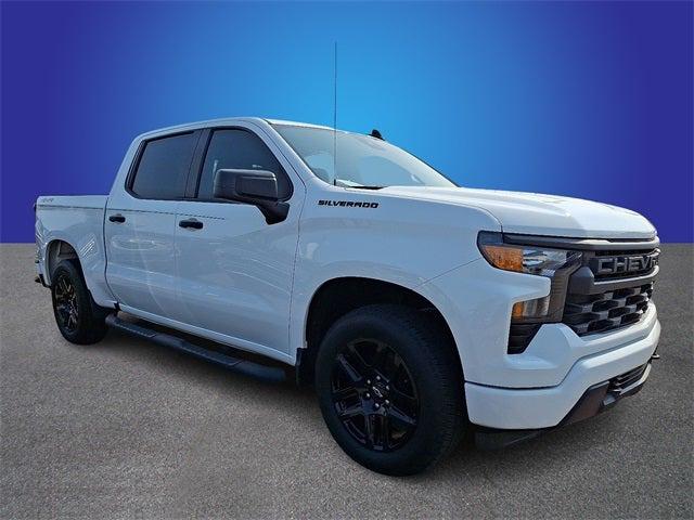 2024 Chevrolet Silverado 1500 4WD Crew Cab Short Bed Custom