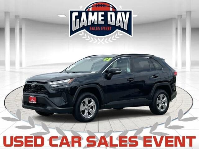 2022 Toyota RAV4 XLE 2022 Toyota RAV4 XLE