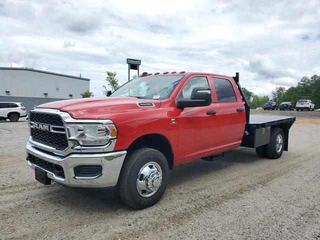 2024 RAM Ram 3500 Chassis Cab RAM 3500 TRADESMAN CREW CAB CHASSIS 4X4 60 CA