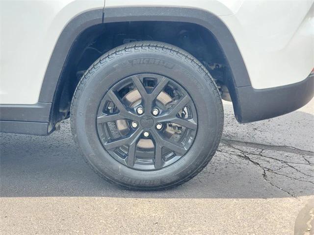 2024 Jeep Grand Cherokee Altitude 4x4 2024 Jeep Grand Cherokee Altitude 4x4