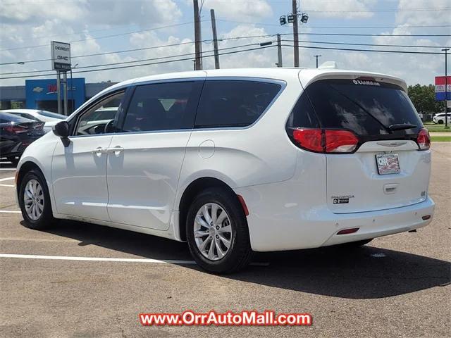 2018 Chrysler Pacifica LX