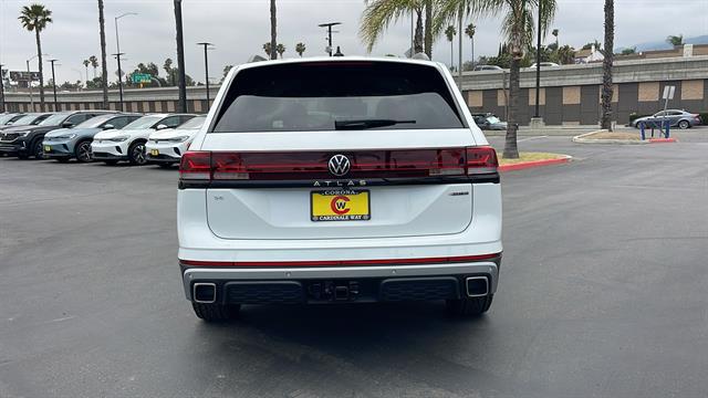 2025 Volkswagen Atlas 2.0T Peak Edition