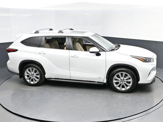 2022 Toyota Highlander Hybrid Limited