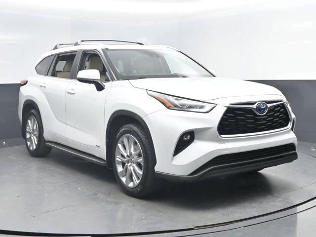 2022 Toyota Highlander Hybrid Limited