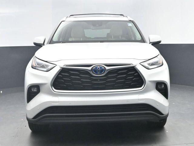 2022 Toyota Highlander Hybrid Limited
