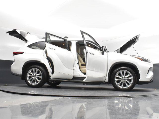2022 Toyota Highlander Hybrid Limited