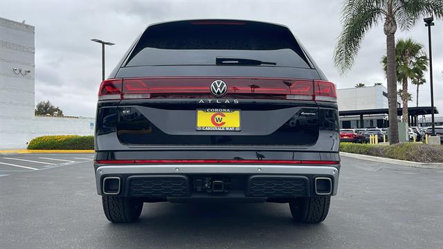 2025 Volkswagen Atlas 2.0T Peak Edition