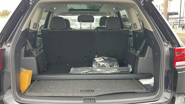2025 Volkswagen Atlas 2.0T Peak Edition