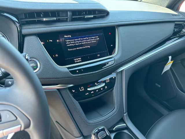 2025 Cadillac XT6 FWD Luxury