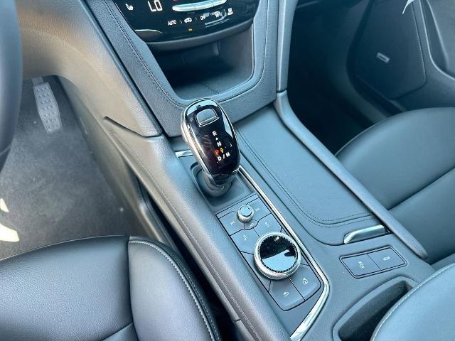 2025 Cadillac XT6 FWD Luxury