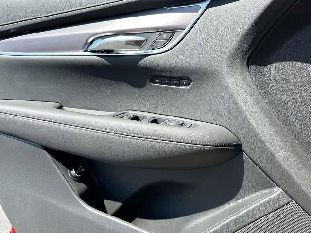 2025 Cadillac XT6 FWD Luxury