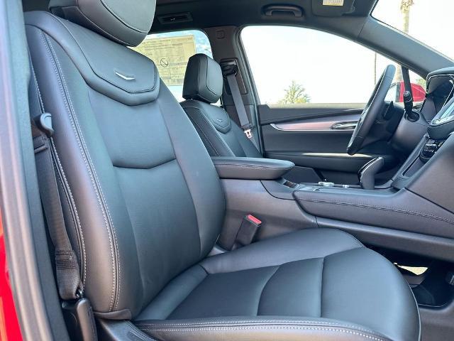 2025 Cadillac XT6 FWD Luxury
