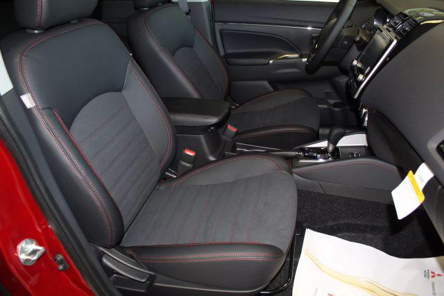 2025 Mitsubishi Outlander Sport 2.0 SE