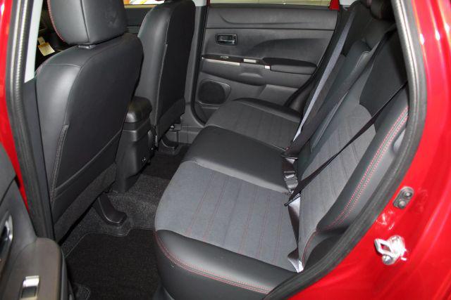 2025 Mitsubishi Outlander Sport 2.0 SE