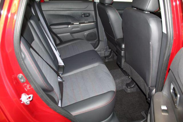 2025 Mitsubishi Outlander Sport 2.0 SE