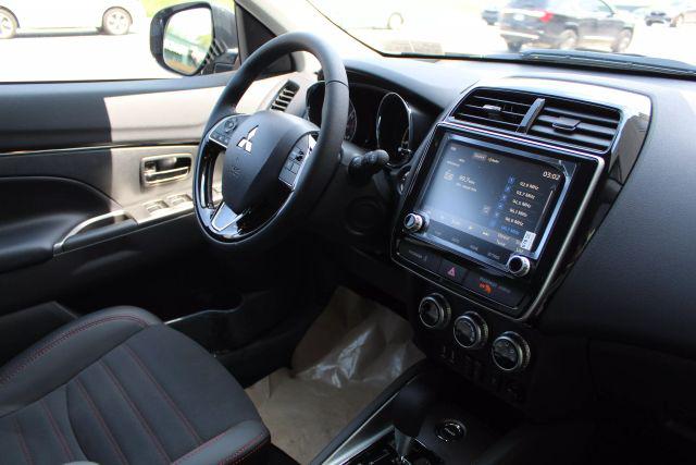 2025 Mitsubishi Outlander Sport 2.0 SE