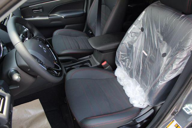 2025 Mitsubishi Outlander Sport 2.0 SE