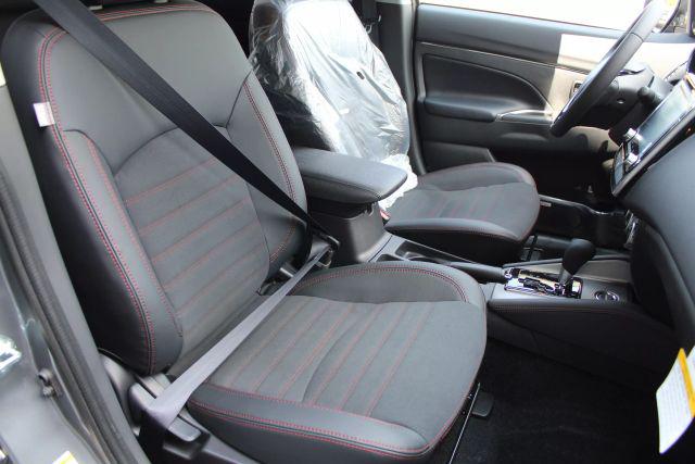 2025 Mitsubishi Outlander Sport 2.0 SE