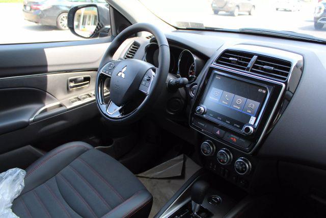 2025 Mitsubishi Outlander Sport 2.0 SE