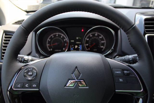2025 Mitsubishi Outlander Sport 2.0 SE