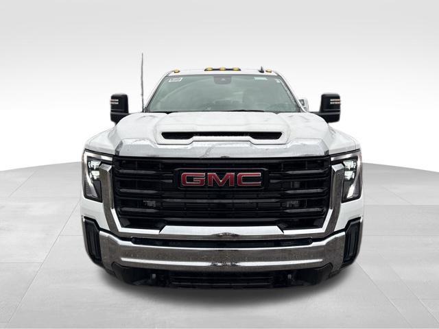 2025 GMC Sierra 3500HD Pro