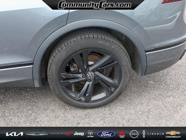 2024 Volkswagen Tiguan 2.0T SE R-Line Black