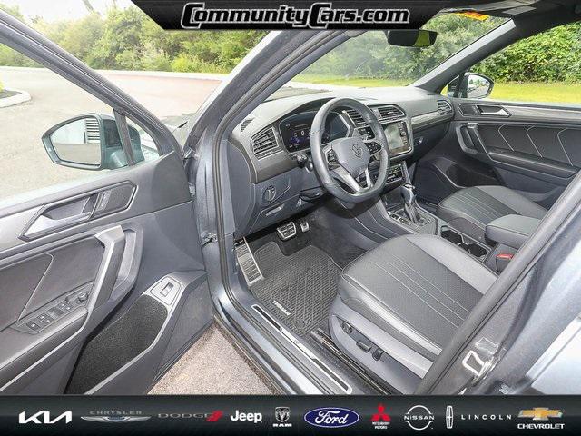2024 Volkswagen Tiguan 2.0T SE R-Line Black