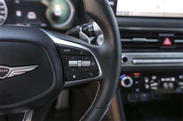 2025 Genesis G70 3.3T RWD Sport Advanced