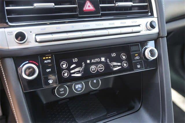 2025 Genesis G70 3.3T RWD Sport Advanced