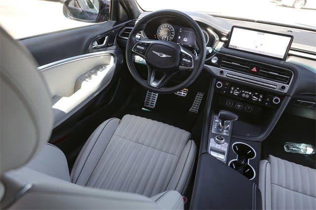 2025 Genesis G70 3.3T RWD Sport Advanced