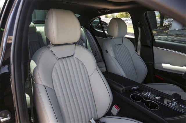 2025 Genesis G70 3.3T RWD Sport Advanced