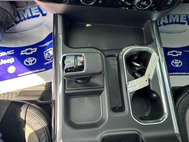 2025 Chevrolet Silverado 1500 4WD Crew Cab Short Bed RST